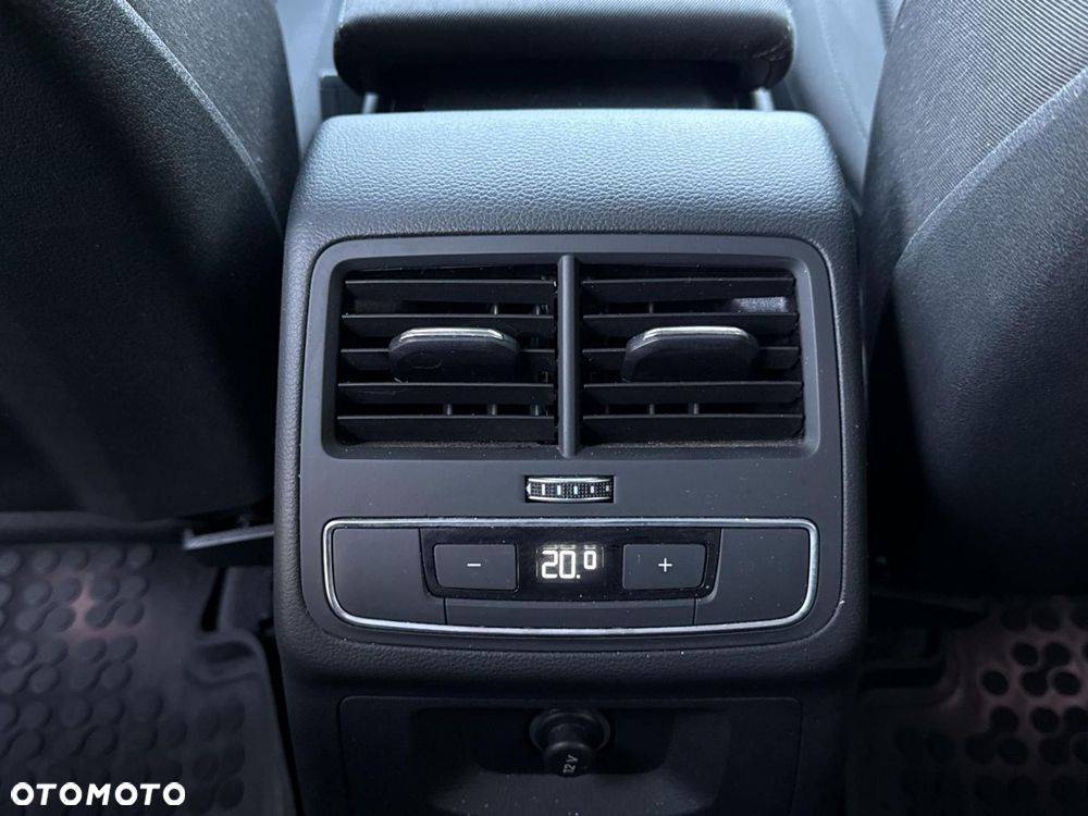 Audi A4 Limousine - 15