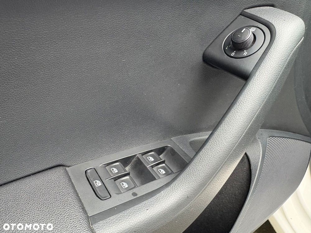 Skoda Octavia 1.6 TDI Ambition - 19