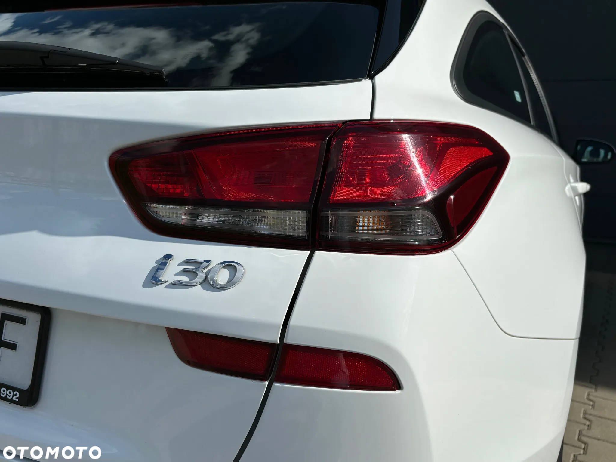 Hyundai i30 1.6 D Classic + DCT - 18