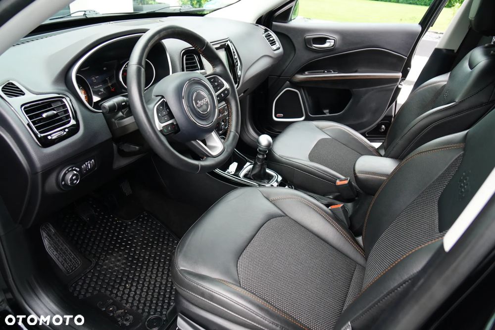 Jeep Compass 1.4 MultiAir Limited - 28