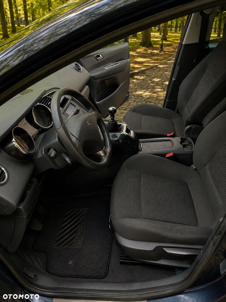 Peugeot 5008 HDI FAP 115 Family - 8
