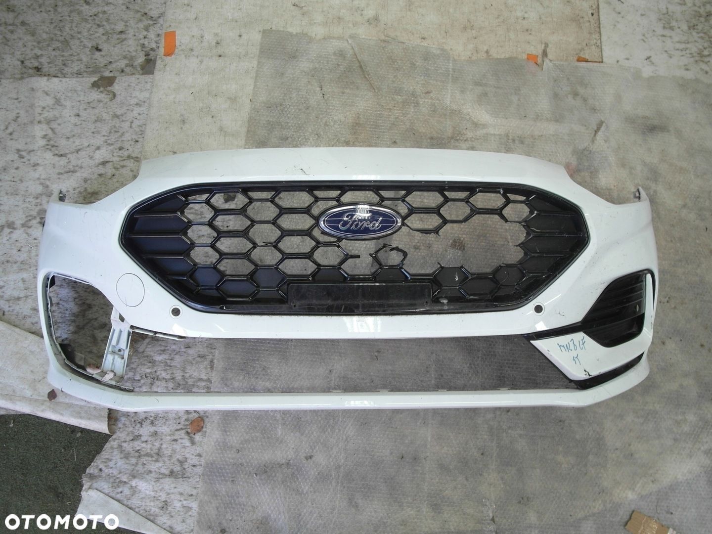 FORD FIESTA MK8 LIFT ST CAŁY ZDERZAK PRZEDNI - 1