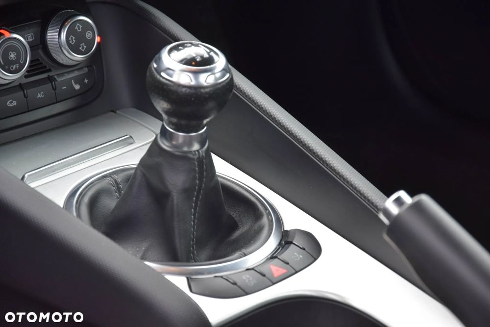 Audi TT Coupé 2.0 TDI Quattro - 30