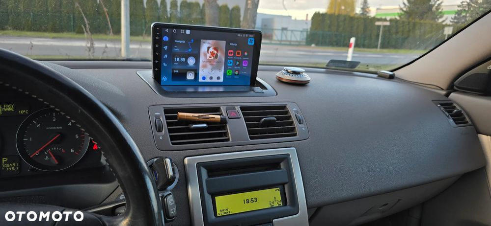 Volvo V50 - 2