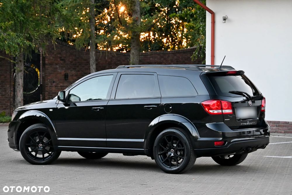 Fiat Freemont 2.0 Multijet Black Code AWD - 21
