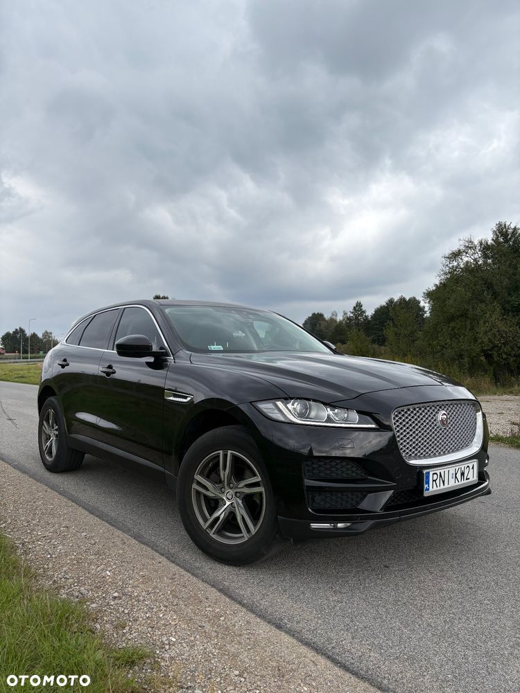 Jaguar F-Pace - 16