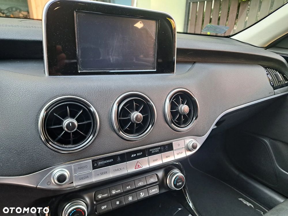 Kia Stinger 2.2 CRDi XL AWD - 18