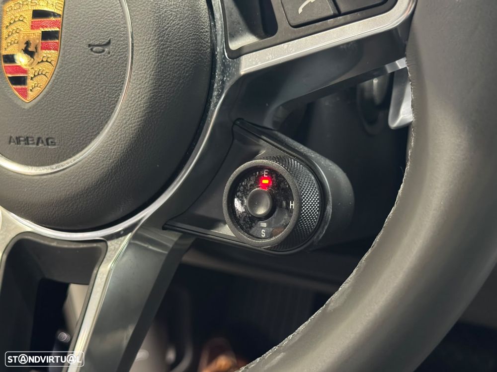 Porsche Cayenne E-Hybrid Platinum Edition - 32