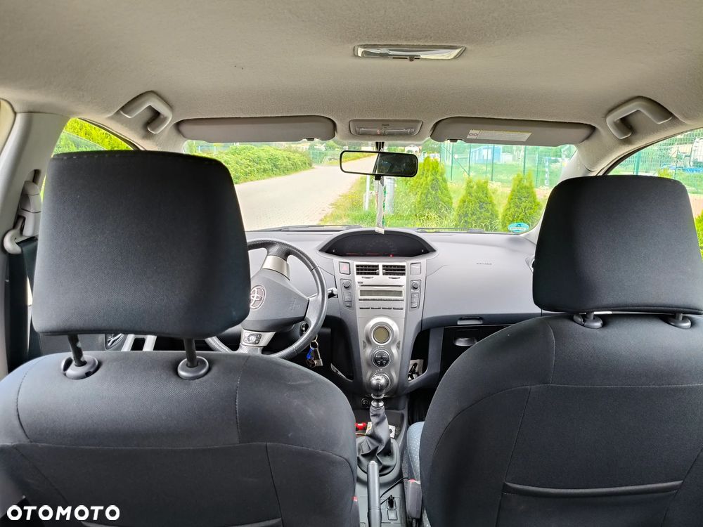 Toyota Yaris 1.33 Luna - 6