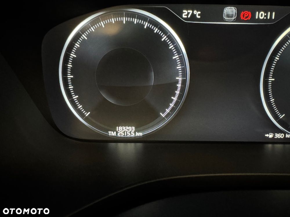 Volvo XC 60 D4 AWD RDesign - 16