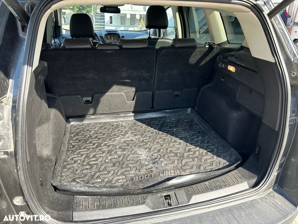 Ford Kuga 2.0 TDCi 4x4 Titanium - 11