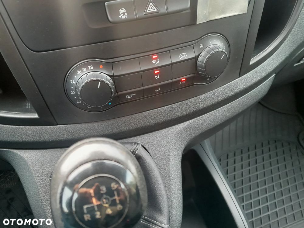 Mercedes-Benz VITO - 12
