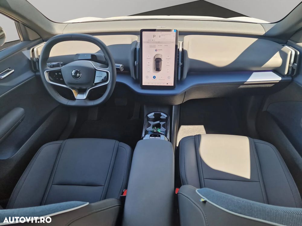 Volvo EX30 - 16