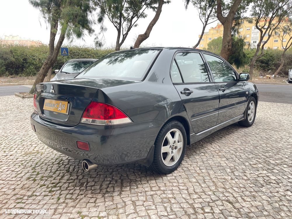 Mitsubishi Lancer - 4