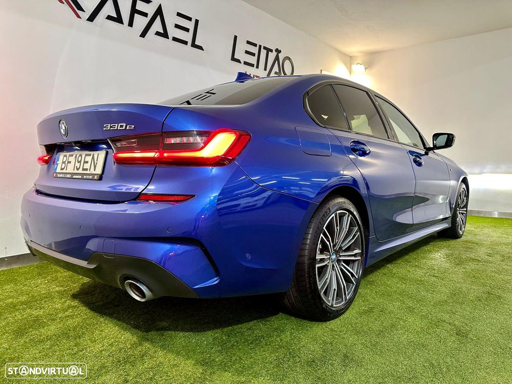 BMW 330 e Aut. M Sport - 12