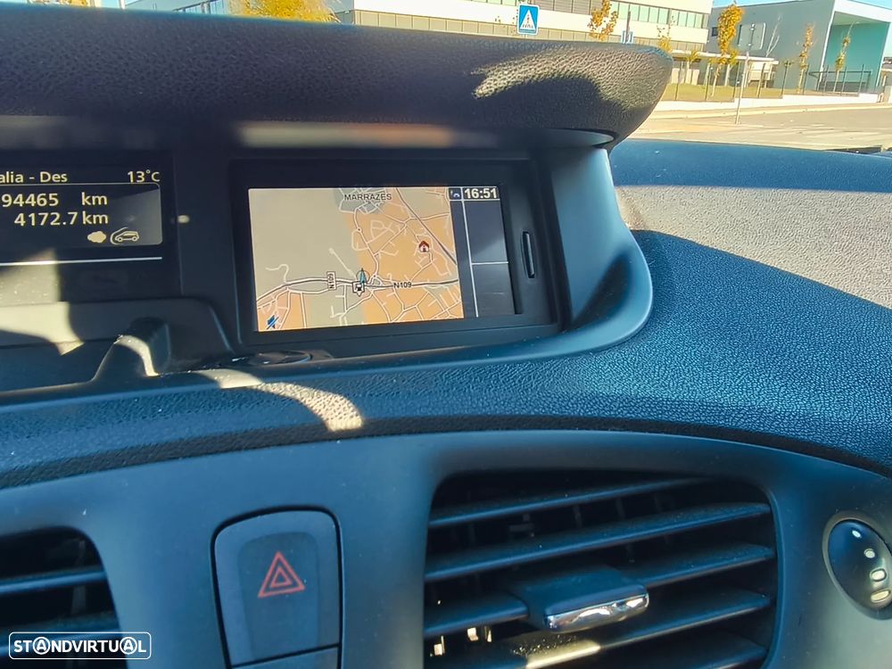 Renault Scénic 1.5 dCi Dynamique S - 10