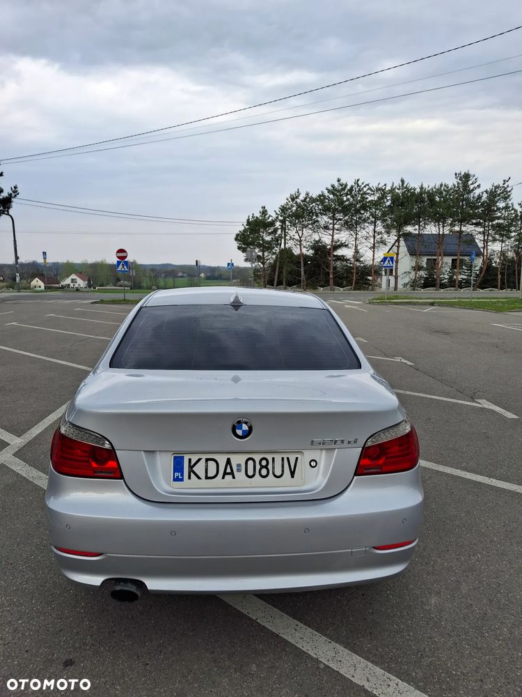 BMW Seria 5 520d - 3