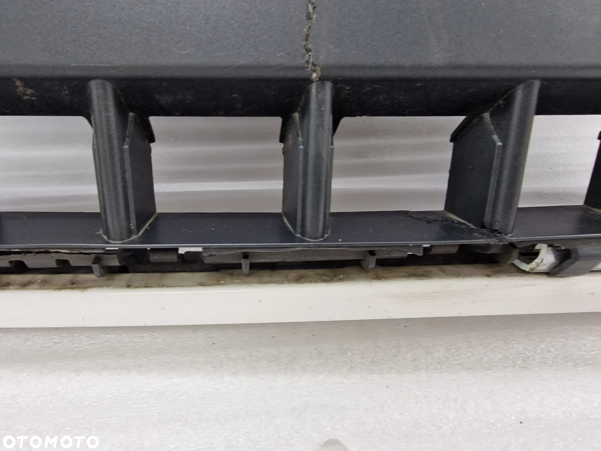 AUDI Q3 8U0 10-14 ATRAPA / GRILL PRZEDNI PRZÓD NA PDC , NR 8U0853653H / 8U0853651H / 8U0853651J / 8U0853651K , NR AUKCJI GR171 - 17