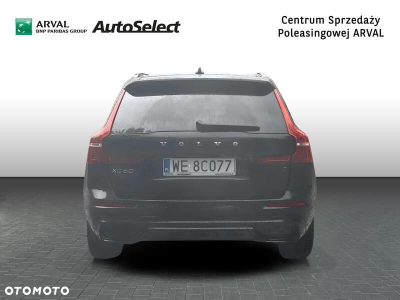 Volvo XC 60 B5 B AWD Plus Dark - 5