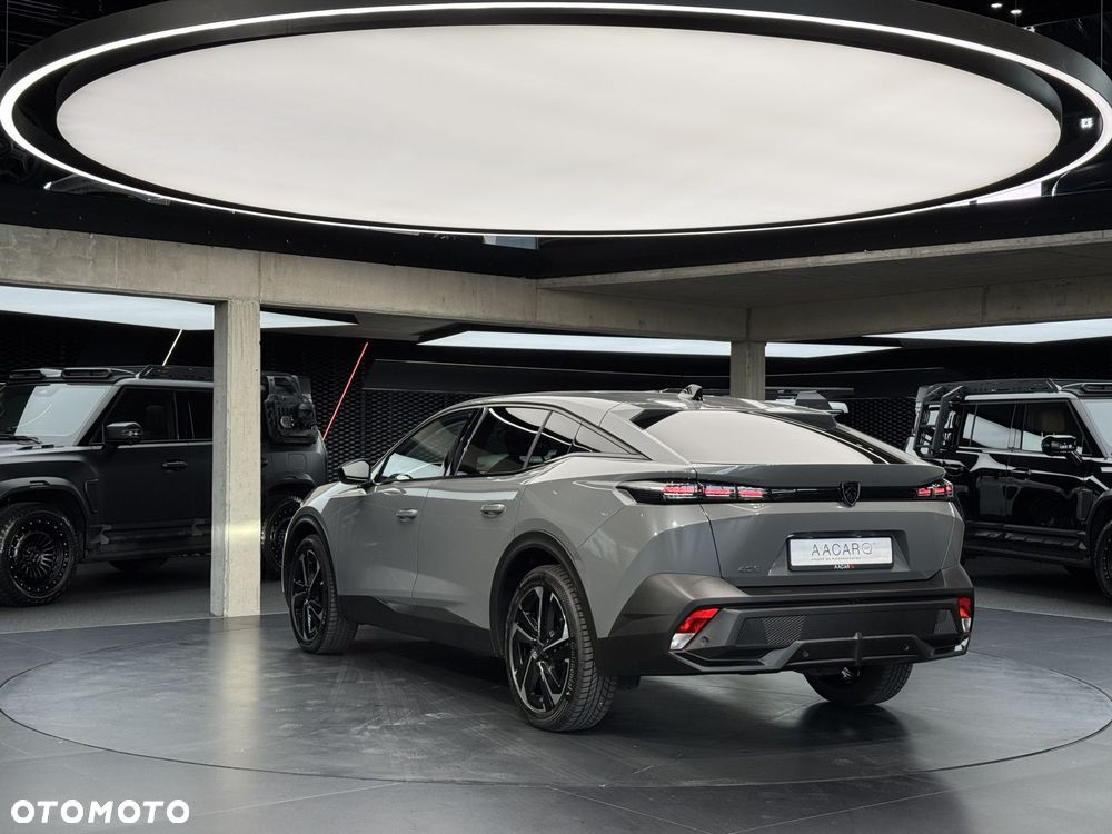 Peugeot 408 2024 photo 3