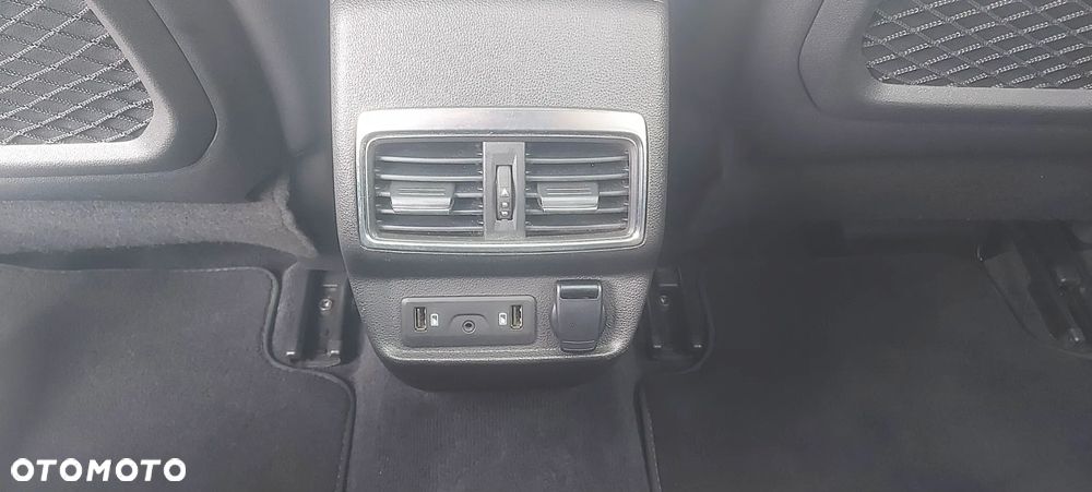 Renault Koleos ENERGY dCi 175 X-tronic LIMITED - 24