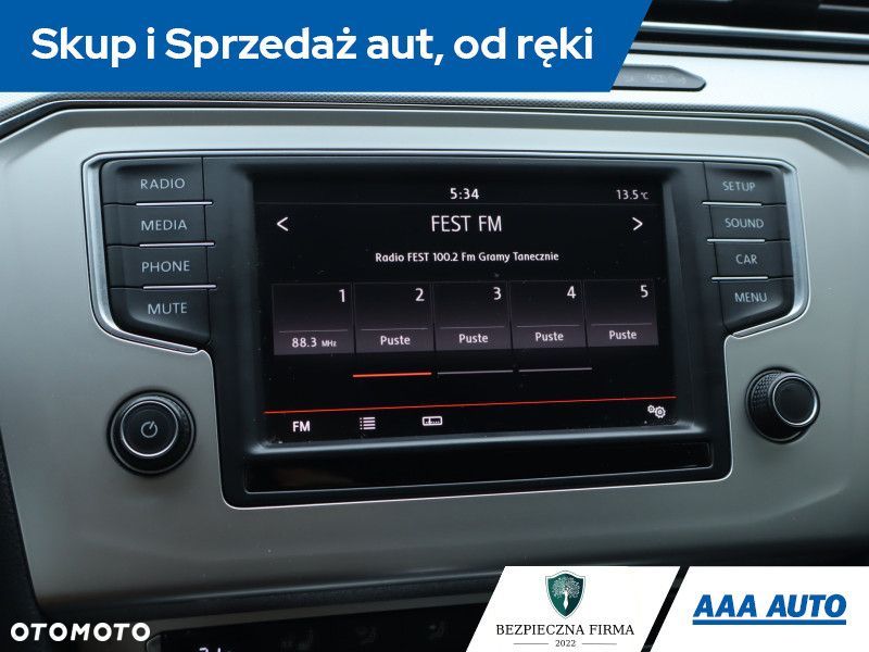 Volkswagen Passat Variant - 15