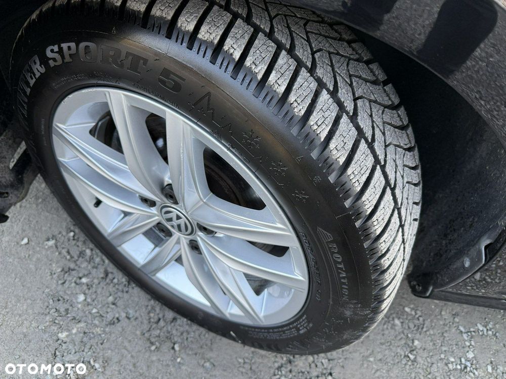 Volkswagen Golf - 29