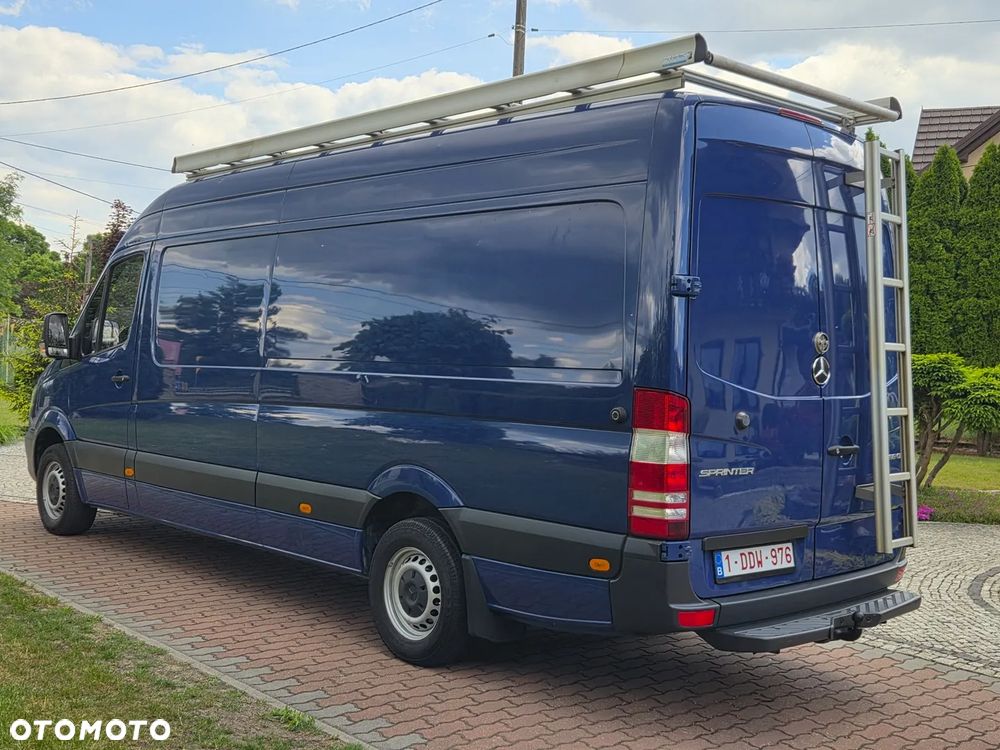 Mercedes-Benz Sprinter - 6