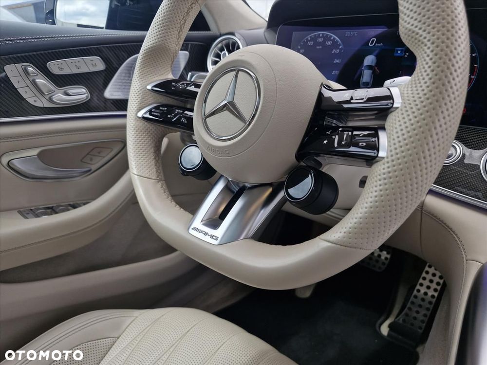 Mercedes-Benz AMG GT 43 - 27