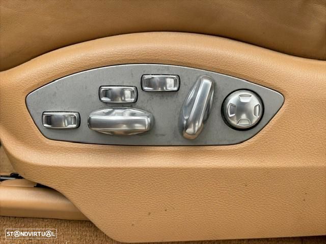 Porsche Cayenne Turbo S Tiptronic S - 20