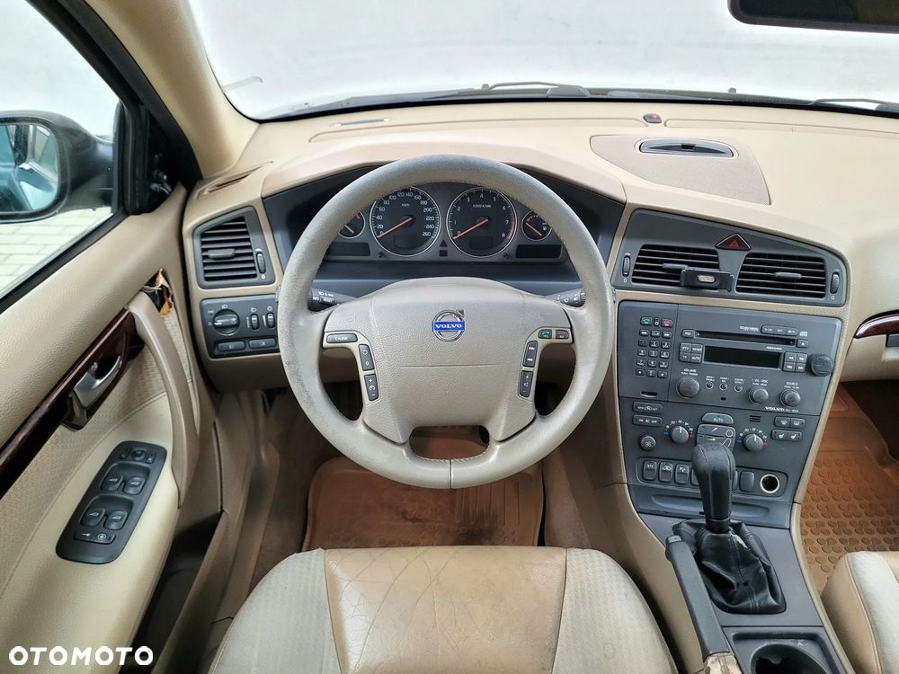 Volvo V70 T5 Premium - 10