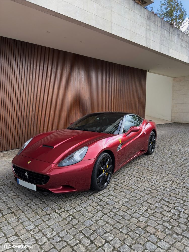 Ferrari California - 1