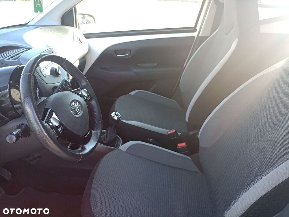Toyota Aygo - 14