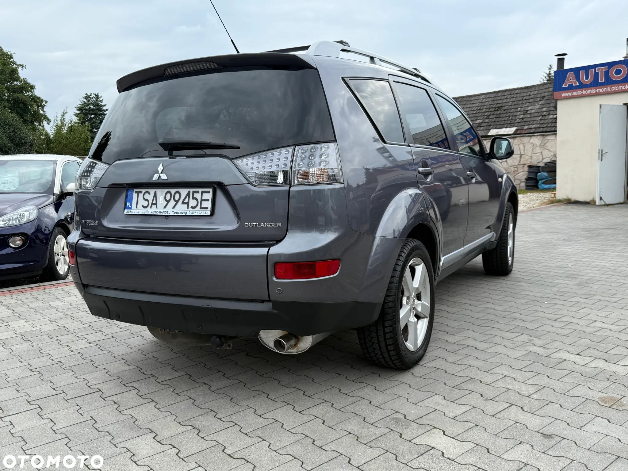 Mitsubishi Outlander 2.4 Intense + - 15