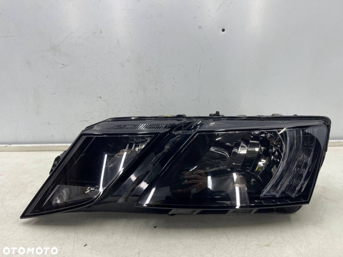 Lampa reflektor Skoda Octavia III LIFT 16-20r. lewa przednia na żarówkę H7 DRL LED 5e1941015c - 1