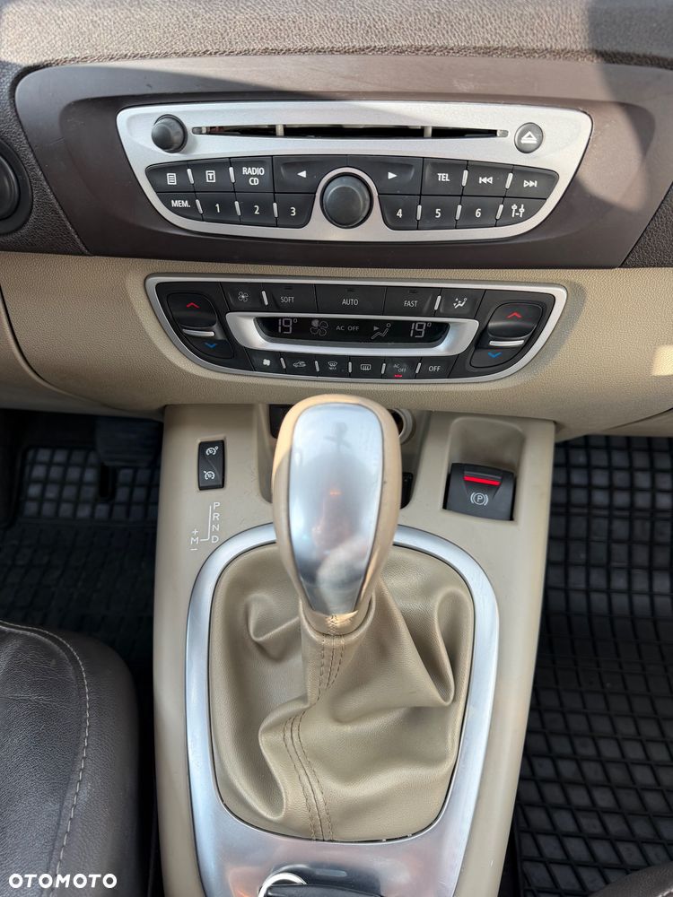 Renault Scenic 2.0 16V 140 CVT Luxe - 18
