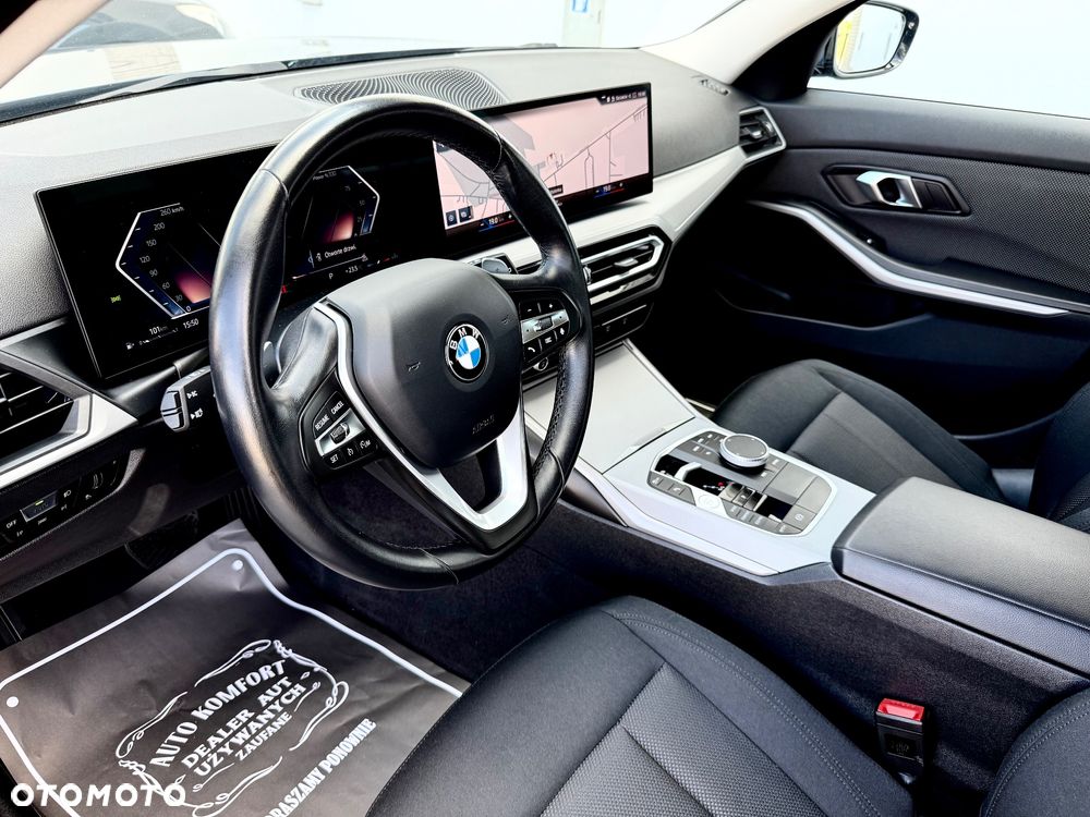 BMW Seria 3 318d Sport Line - 24