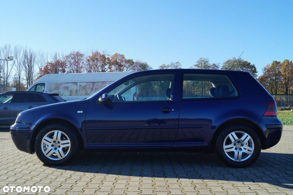 Volkswagen Golf - 3