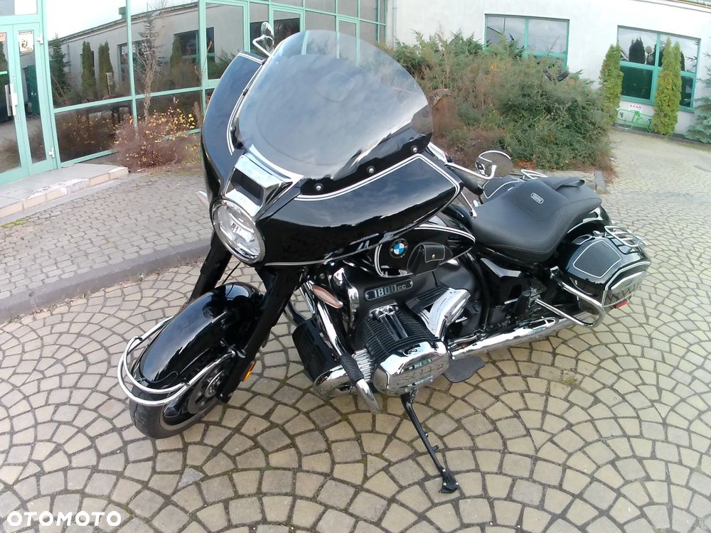 BMW R - 1