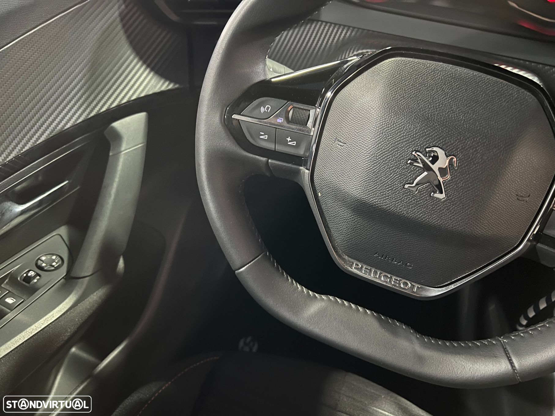 Peugeot 2008 1.2 PureTech Active Pack - 15