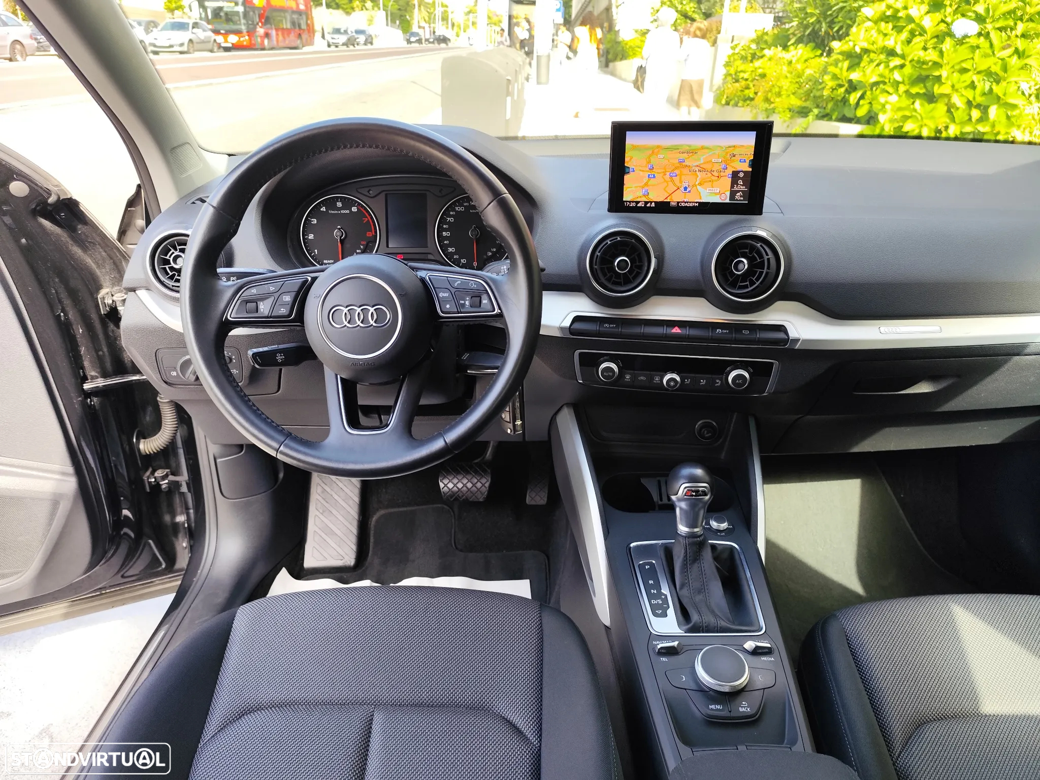 Audi Q2 30 TFSI S tronic - 4