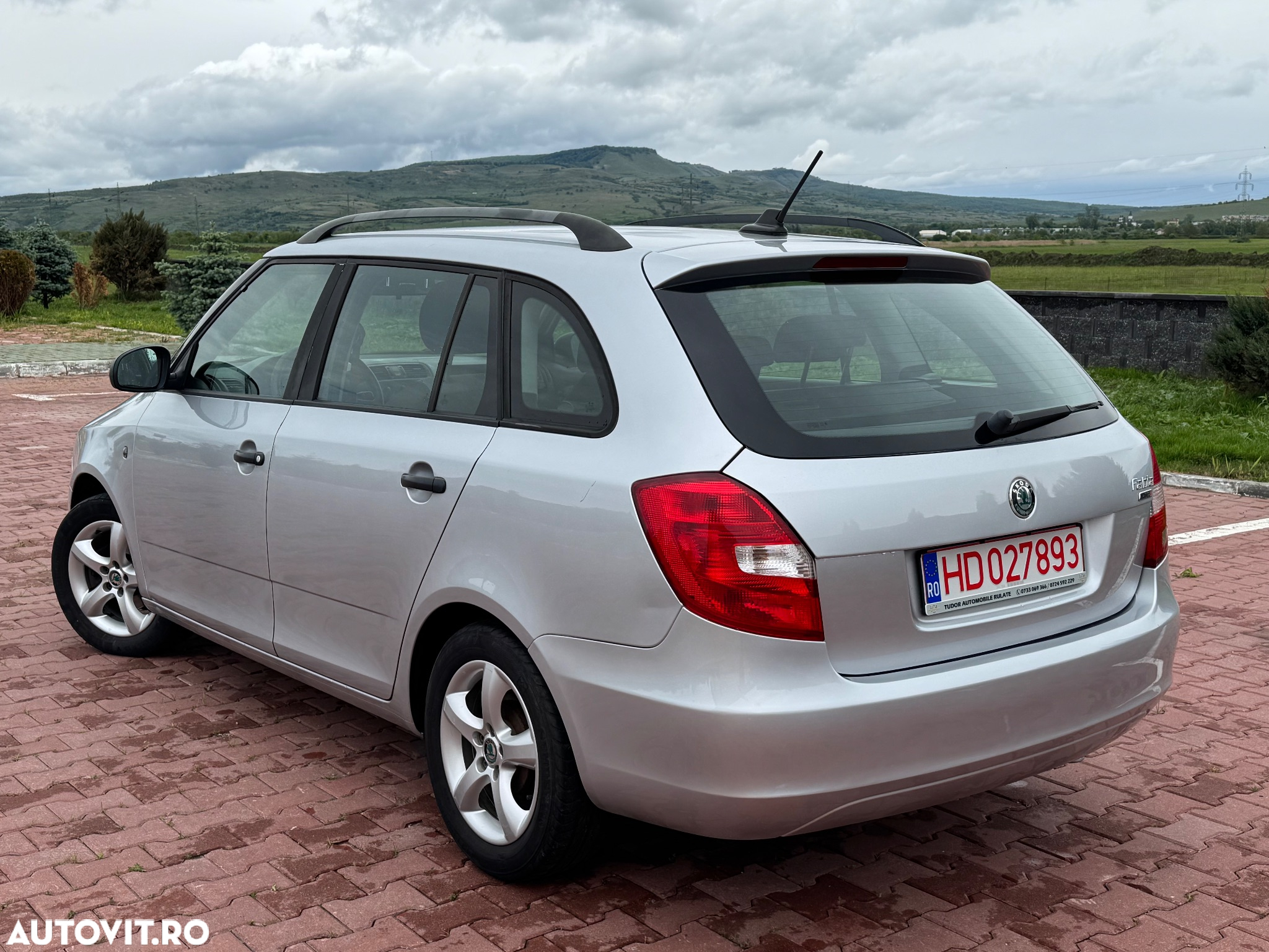 Skoda Fabia 1.2 HTP Combi Elegance - 4