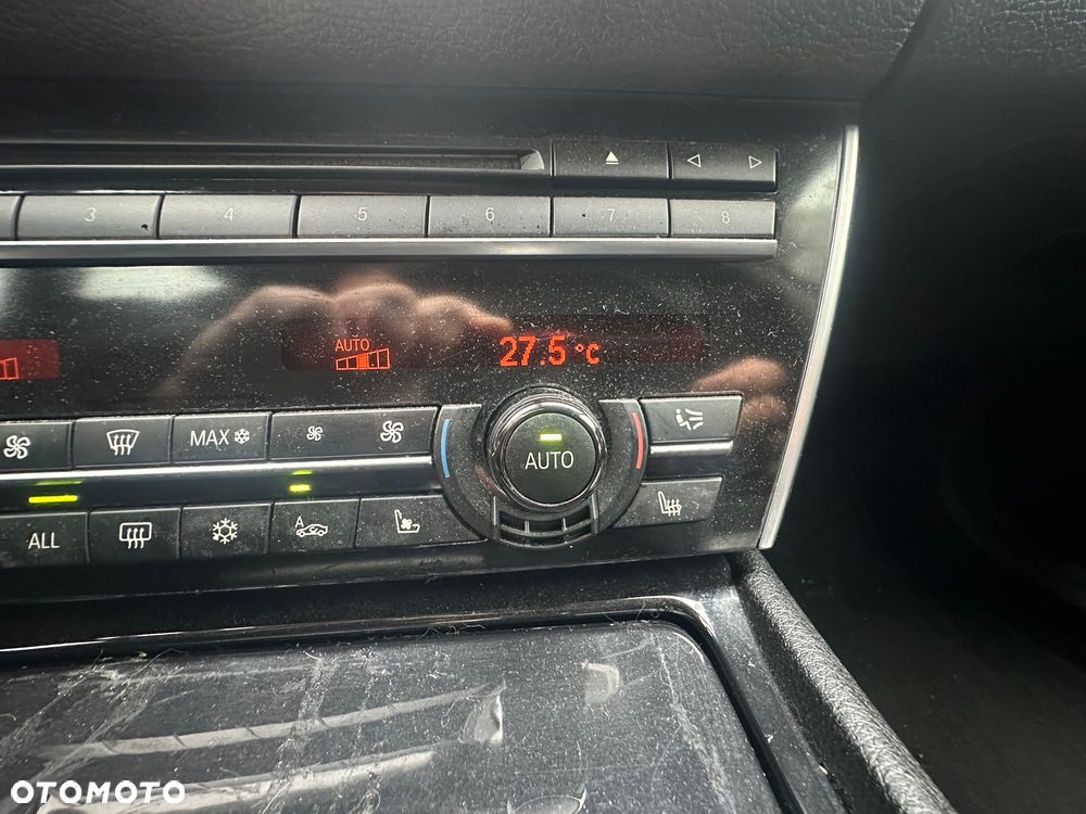 BMW 5GT 535d xDrive Tursimo Modern Line - 24