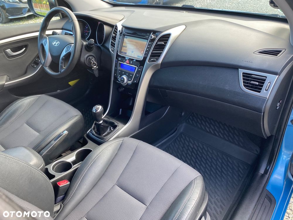 Hyundai i30 1.4 Premium - 25