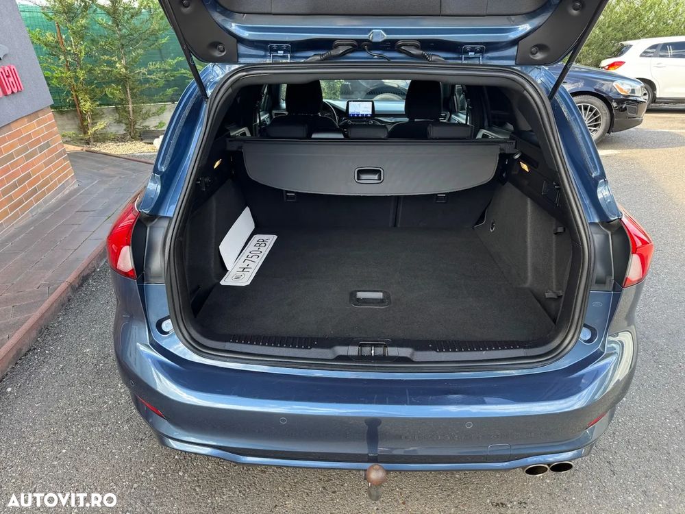 Ford Focus 1.5 EcoBlue Start-Stopp-System Aut. ST-LINE DESIGN - 14