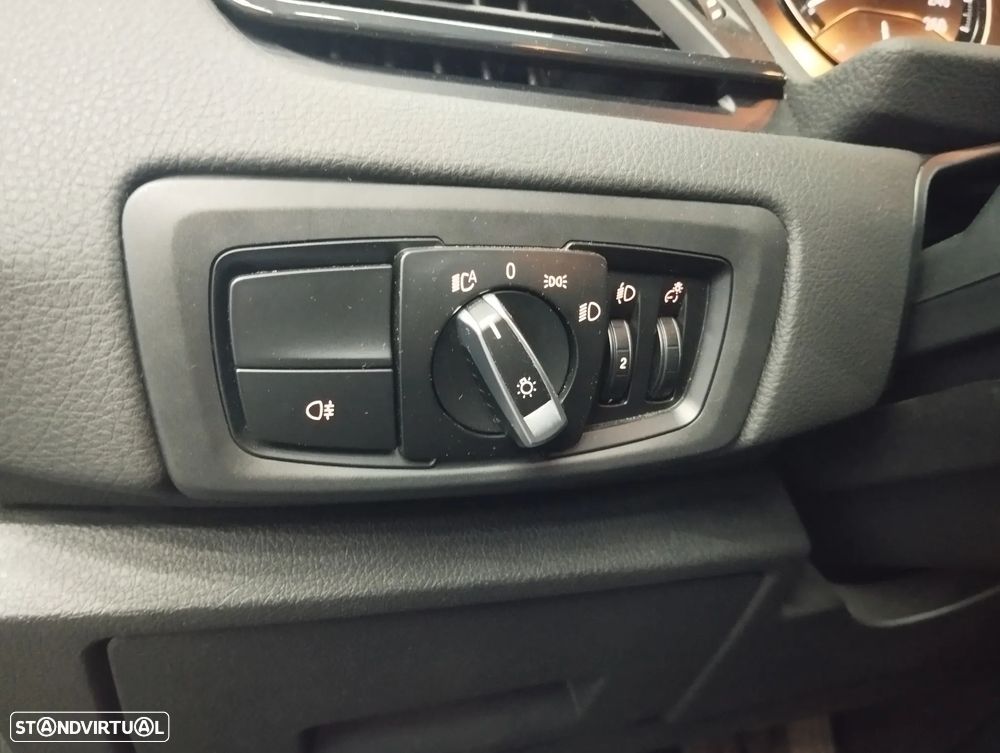 BMW 216 Active Tourer d - 18