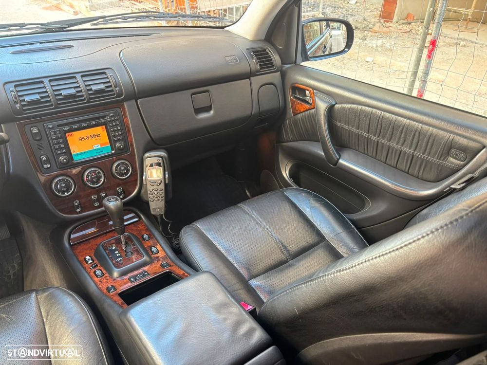 Mercedes-Benz ML 270 - 27
