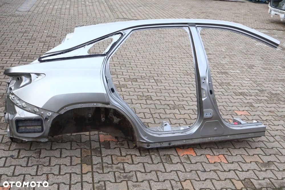 LEXUS RX IV ĆWIARTKA BŁOTNIK PRAWA TYŁ 1J7 - 1