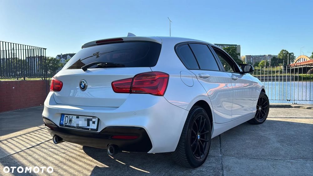 BMW Seria 1 118d Sport Line - 4