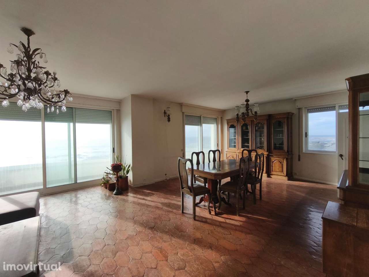 Apartamento T6 (primeira linha de mar) - Grande imagem: 5/26